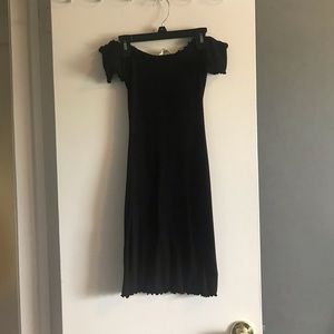 Off Shoulder Ribbed Black Bodycon Dress (Size S)